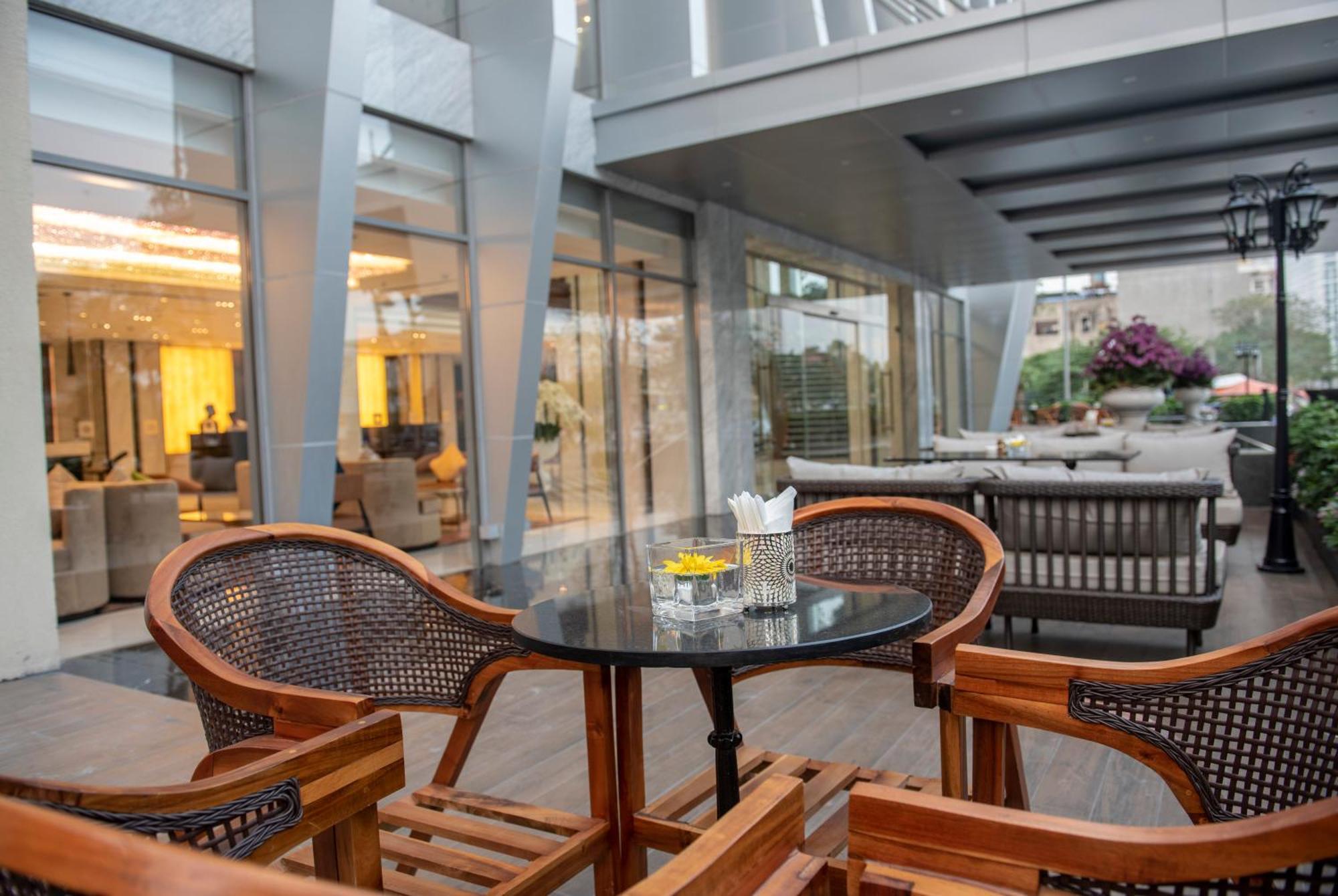 Wyndham Garden Hanoï Extérieur photo